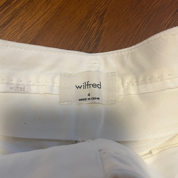 Wilfred Linen Short - Picture 3 of 5